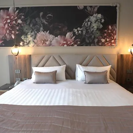 Premium Sunrise 酒店