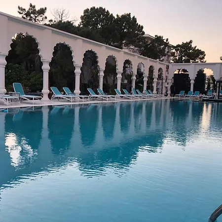 Premium Sunrise 5* Golem (Tirana)